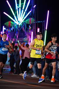 BIB: 40029, 41341, 0241
                            <button type="button" onclick="openModal(20428561)" class="btn btn-primary btn-sm float-right btn-popup" data-toggle="modal" data-target=".modal-high-quality">
                        <i class="fas fa-shopping-cart"></i> Add to Cart
                    </button>
                                            <button type="button" onclick="isThisMe(20428561, true)" class="btn btn-success btn-sm float-right btn-popup btn-isme hidden" data-toggle="tooltip" data-placement="bottom" title="นี่คือรูปของคุณใช่ไหม คลิกที่นี่เพื่อเอาเข้าอัลบั้ม">
                        <i class="fas fa-plus"></i> Add to album
                    </button>
                    <button type="button" onclick="isThisMe(20428561, false)" class="btn btn-warning btn-sm float-right btn-popup btn-isnotme hidden">
                        <i class="fas fa-ban"></i> Remove from album
                    </button>
